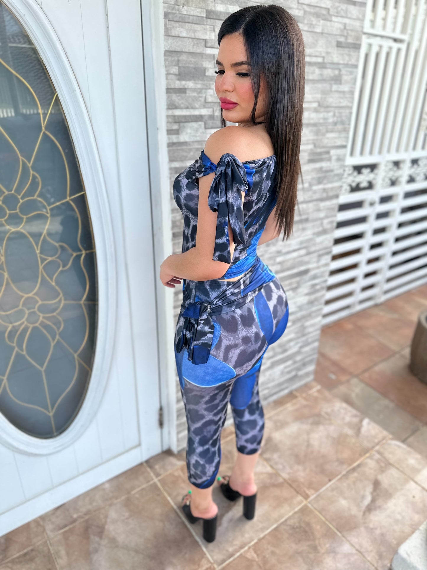 Blue Hibiscus Leopard Capri Set