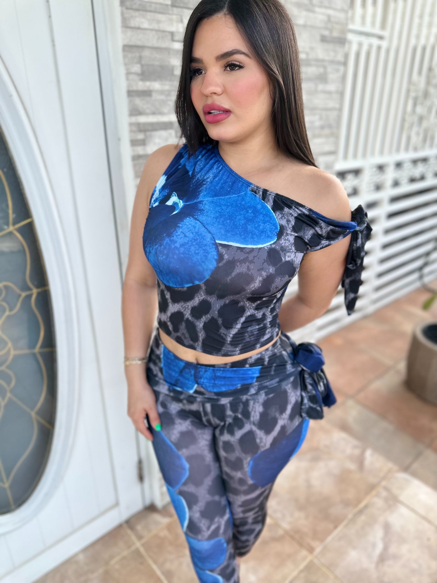 Blue Hibiscus Leopard Capri Set