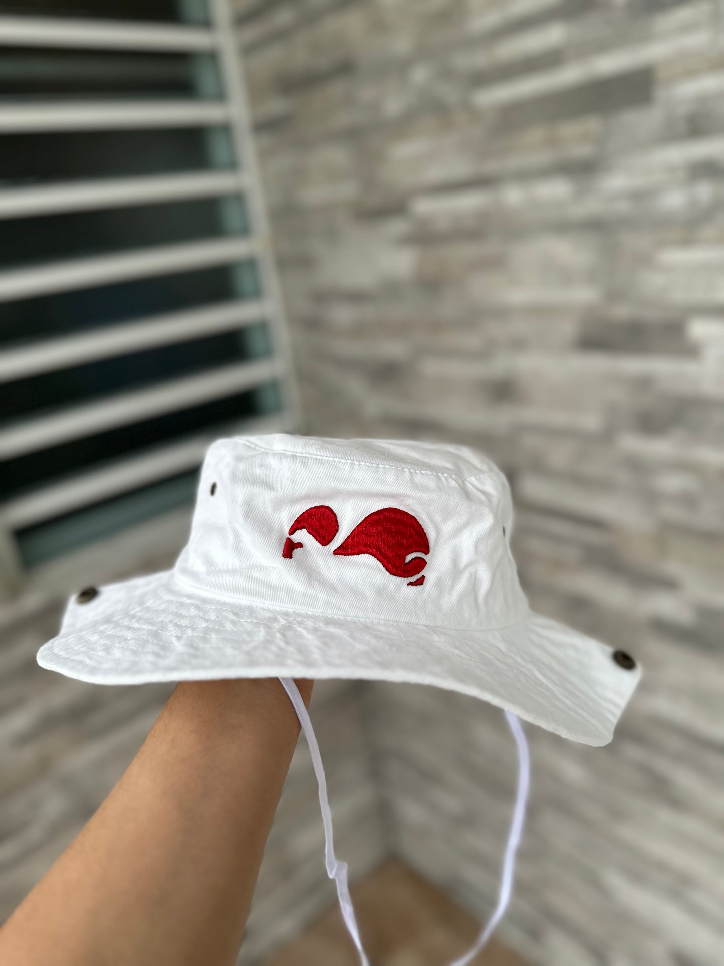 SYRAZA Bucket Hats